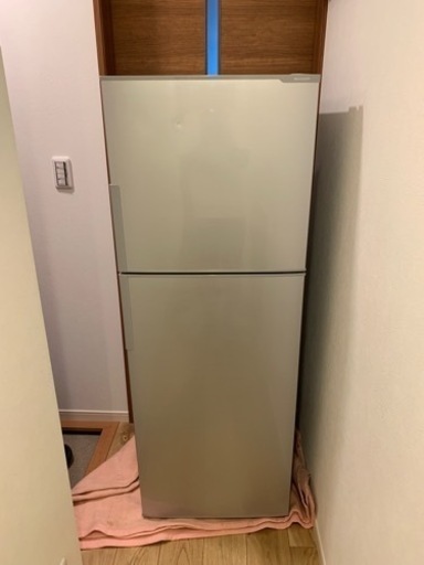持って行けます‼️２２５Ｌ　2016 シャープ ノンフロン冷凍冷蔵庫 SJ-23A-S