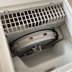 DAIKIN 2018年 空気清浄機 MCK55UE5-W ダイキンの画像
