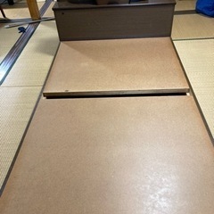 セミダブルベット　マット付き