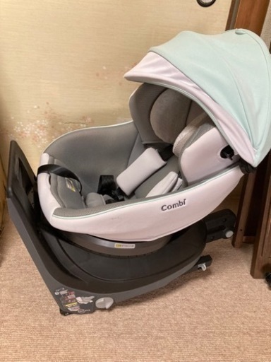 【取引途中】コンビ　チャイルドシート　クルムーブスマート　エッグショック　ISOFIX対応　新生児〜4歳