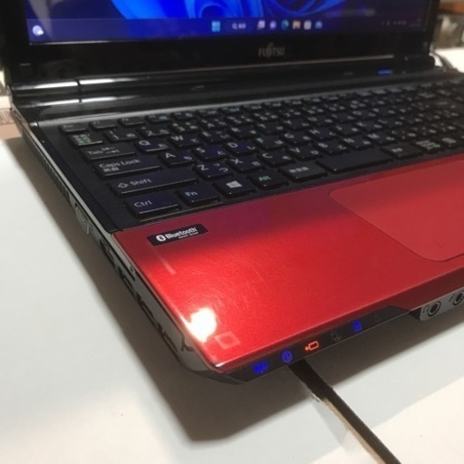 パソコン FUJITSU LIFE BOOK  A H42/j  Windows11 pro 64