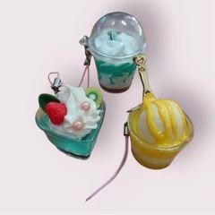 スイーツ デコ キーホルダー ★ かき氷 パフェ パンダ くま ★ 新品の画像