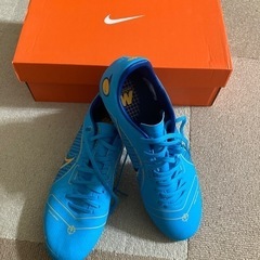 サッカースパイク美品 NIKE ヴェイパー14アカデミー 26