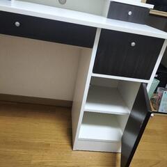 勉強机(椅子)の画像