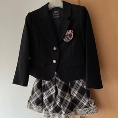 120女の子スーツ