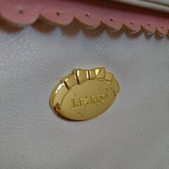 LIZLISA ハンドバッグの画像