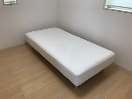無印　シングルベッド　①