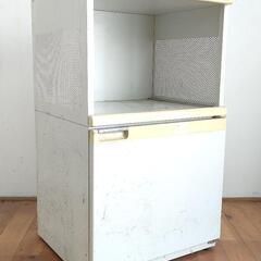 レンジ台　キッチン収納　電源付き　かなり汚い