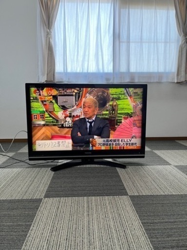 REGZA 42インチ　液晶テレビ