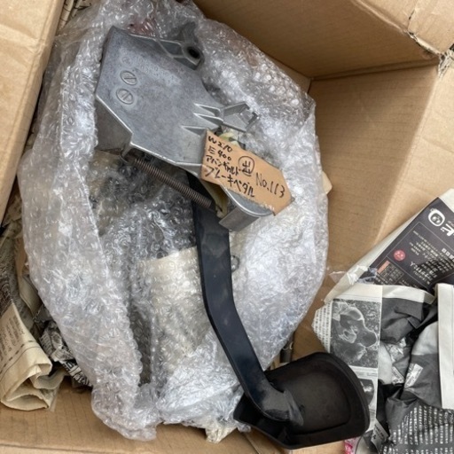 ブレーキペダル　96年式ベンツw210