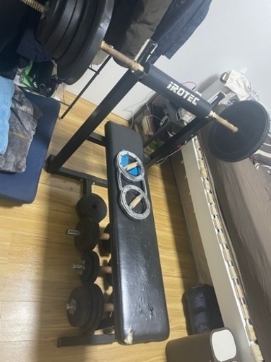 ボディーメーカー ベンチプレス バーベル70kg