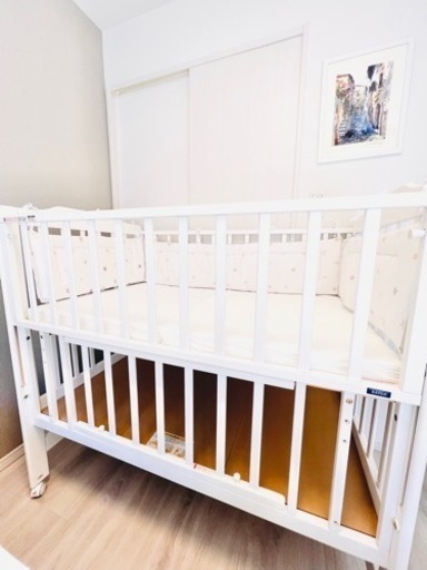 カトージ ベビーベッド ハイタイプ マットレス、ガードクッション付