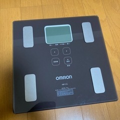 OMRON 体重計　値下げしました。の画像