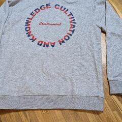 新品未使用品パーカーの画像