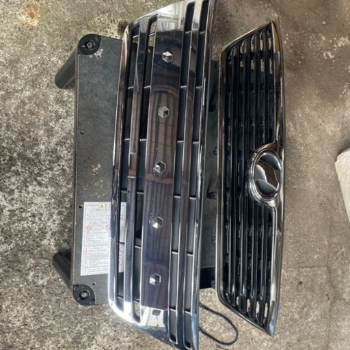 20ヴェルファイア　純正オプショングリル