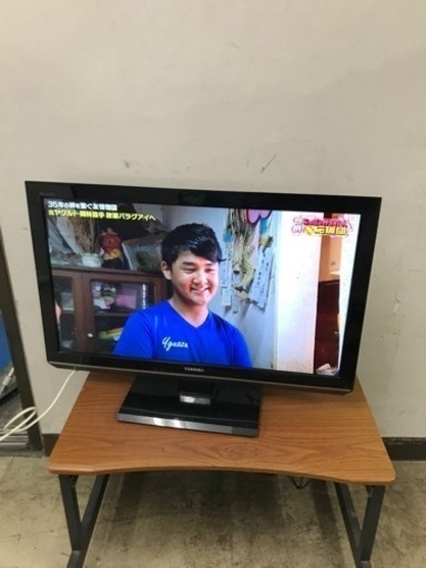 A2301-649 TOSHIBA 32インチ液晶テレビ　2011年製　32ZP2 リモコンあり　テレビ視聴動作確認済み　その他未確認　画面キズあり