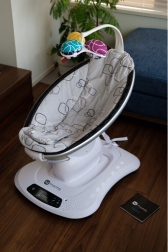 ママルー　電動バウンサー　4moms