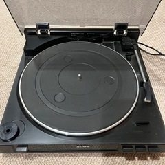 レコードプレーヤー&アイワコンポのセットです。の画像