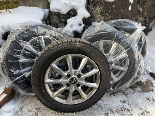 スタッドレスタイヤ   相談中