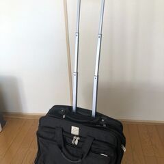 海外旅行カバン　鞄とキャスタ取っ手が分割できるもの