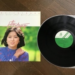 石川優子レコードアルバムの画像