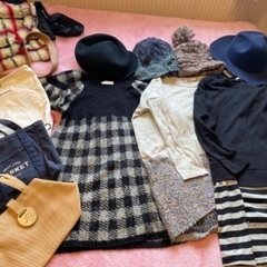 卒業式•入学式✨お尻が隠れて🧡あったかいカジュアル服Mサイズ🎩可愛いブラウス付けました🧡ｺｻｰｼﾞｭ付きの画像