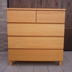 人気の無印良品(MUJI)のタモ材を使用した木製チェスト 4段ワイド