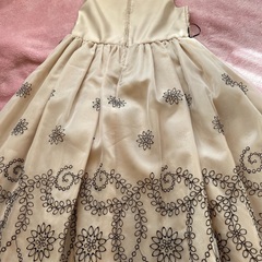 140㎝ドレス✨　バック付き✨の画像