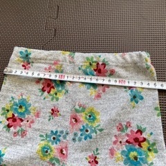西松屋新品　花柄レギンス130cmの画像