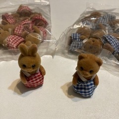 シルバニアファミリーのような小さな人形　ハンドメイドにも