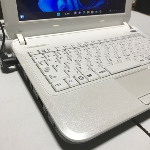 パソコン FUJITSU LIFE BOOK  M H120/ C Windows11 pro 64