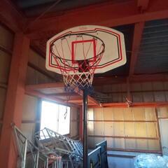 バスケットゴールの画像