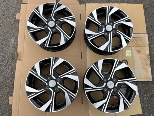 美品 ダイハツ純正アルミ 14インチ