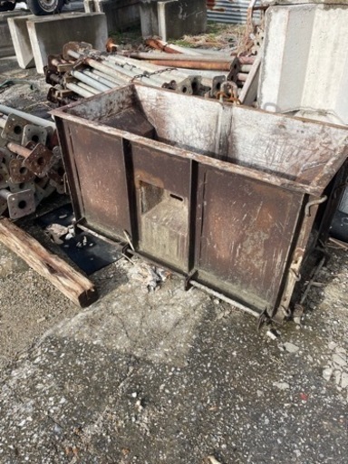 屯ブロック鉄枠