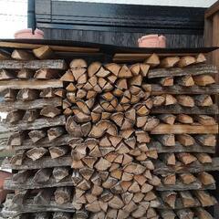 軽トラ一台分の薪(主にナラ、広葉樹あり)