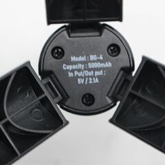 436)【美品】Ulanzi BG-4 カメラハンドグリップ +三脚付き バッテリーグリップ 5000mAhの画像