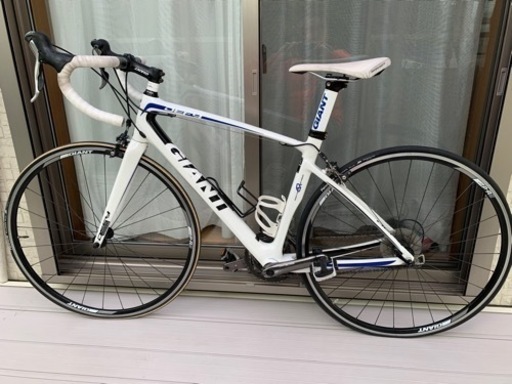 GIANTジャイアントDefycomposite フルカーボンフレーム