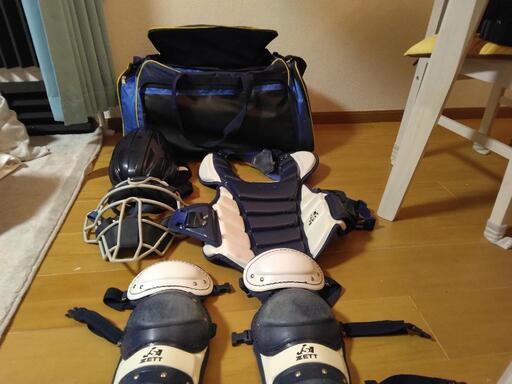 ソフトボール用キャッチャー防具セット！