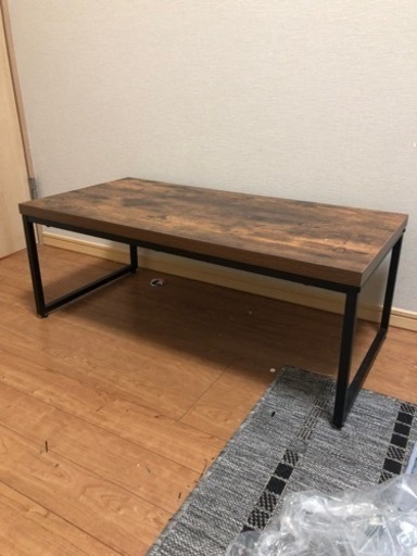 アンティーク風ローテーブル