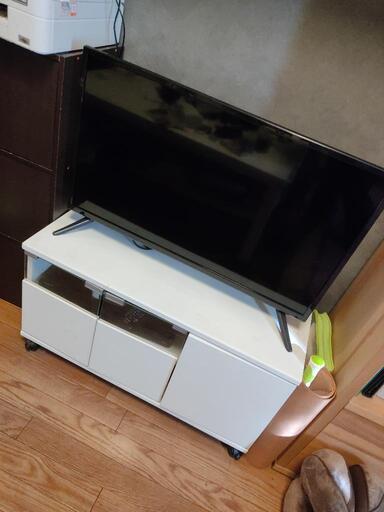 商談中★ですが早い方優先です！極美品★32型液晶テレビ　数回観たのみです！