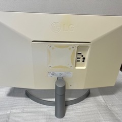 【無くなるまではモニターアームもお付けします】4K ディスプレイ　モニター　27インチの画像