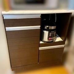 【お譲り先決定しました】食器棚(2/11まで)幅80cm 奥行4...