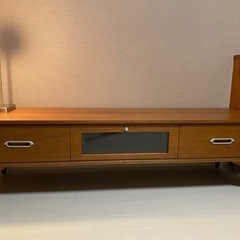 テレビボード