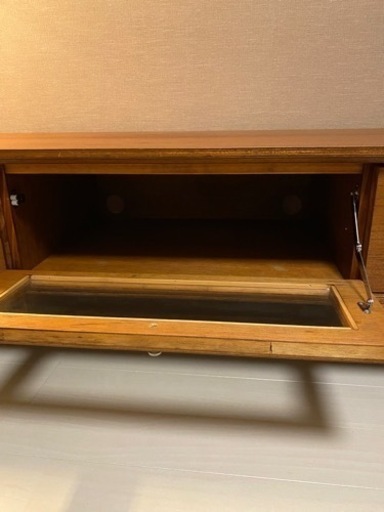 テレビボード