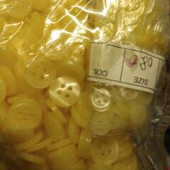 ボトン　ボタン　ベタン　　まとめて　手芸の画像