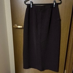 ロングスカート紫の画像