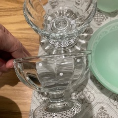 2個セット  アイスクリームやプリンにいかが？レース柄にﾄﾞｯﾄ可愛い器の画像