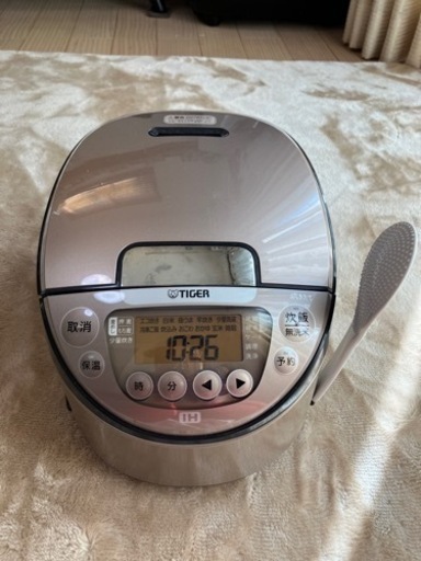 タイガーIHジャー炊飯器 色柄：シャンパンゴールド