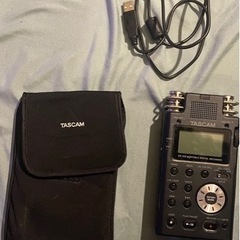TASCAM DR-100 ポータブルレコーダーの画像