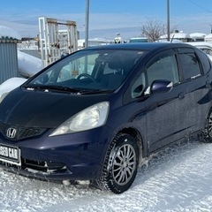 ホンダ フィット グレード	1.3G 4WD 車検	R05.7月	27日の画像